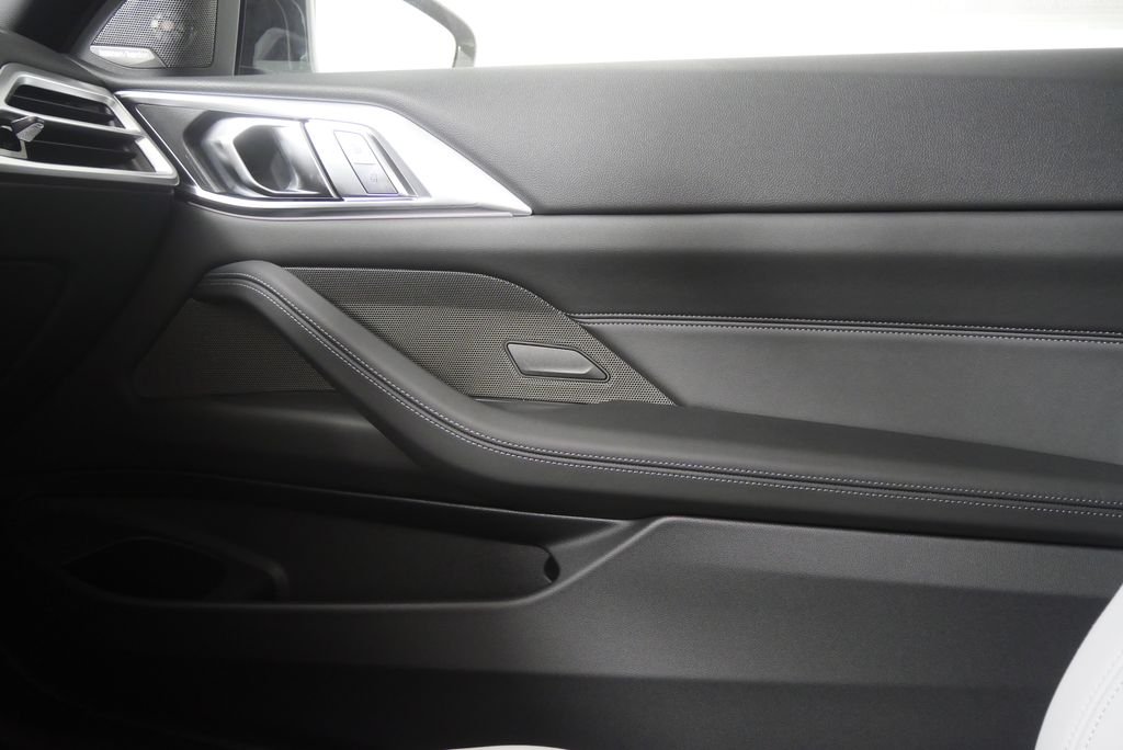 New 2027 Black Sapphire Metallic BMW Competition image 22