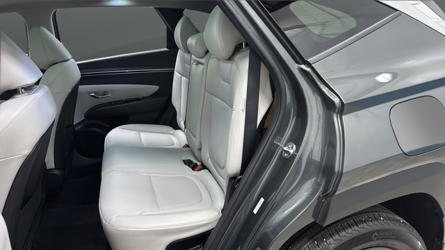 Used 2024 Amazon Gray Hyundai Limited image 23