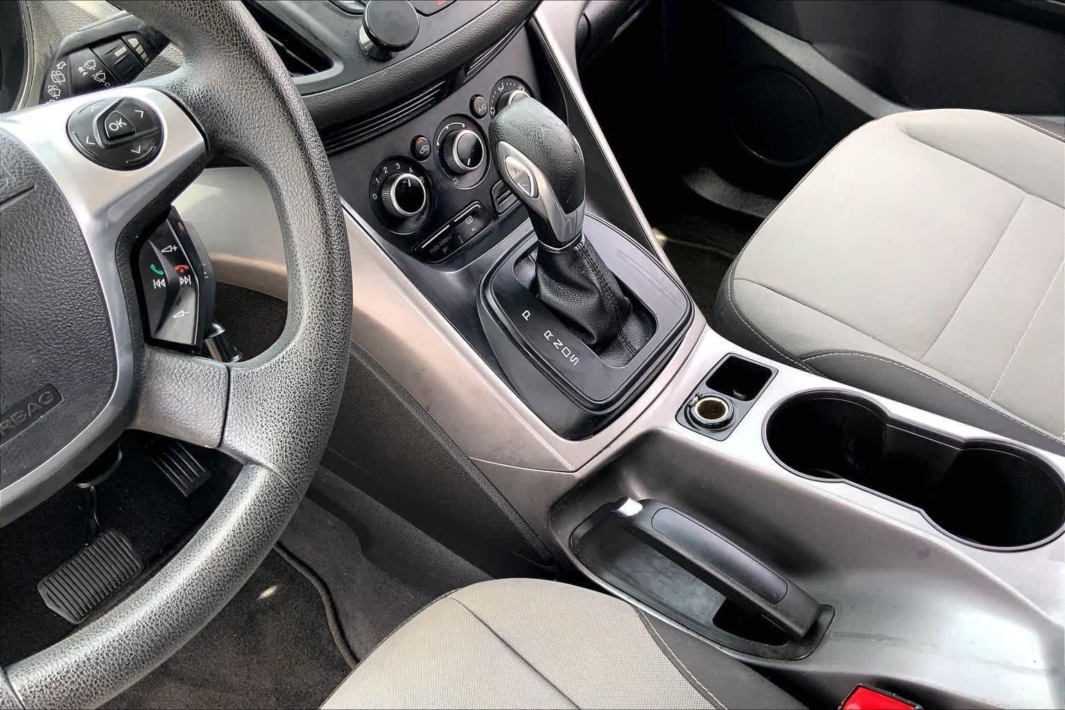 Used 2014 Sterling Gray Metallic Ford SE image 16