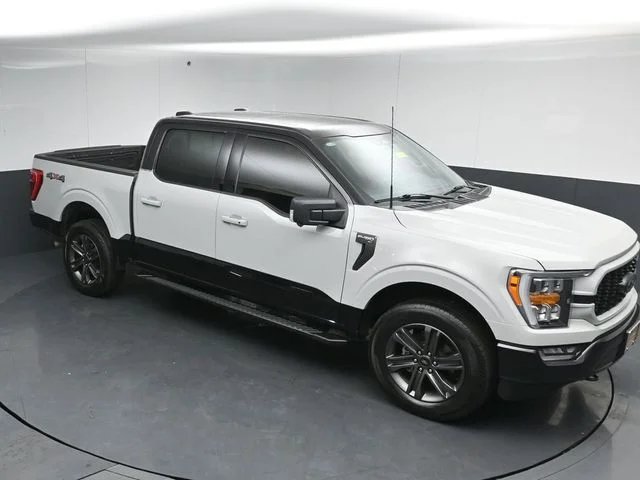 Certified Used 2023 Avalanche Ford XLT image 46