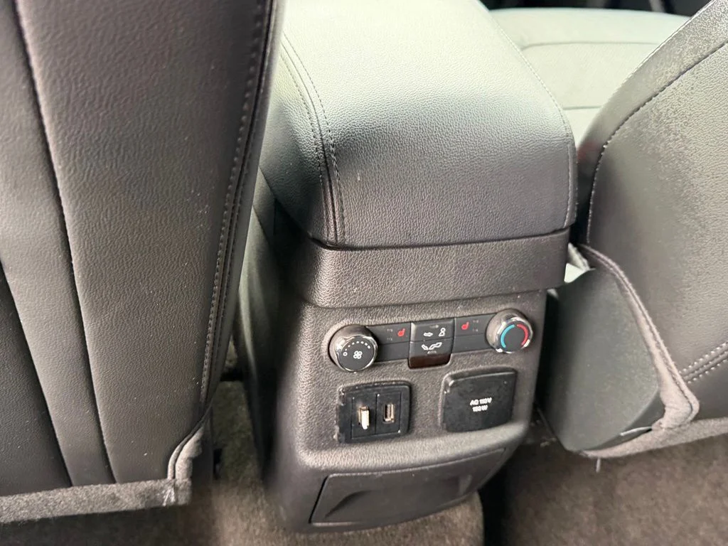 Used 2018 Ingot Silver Ford Limited image 17