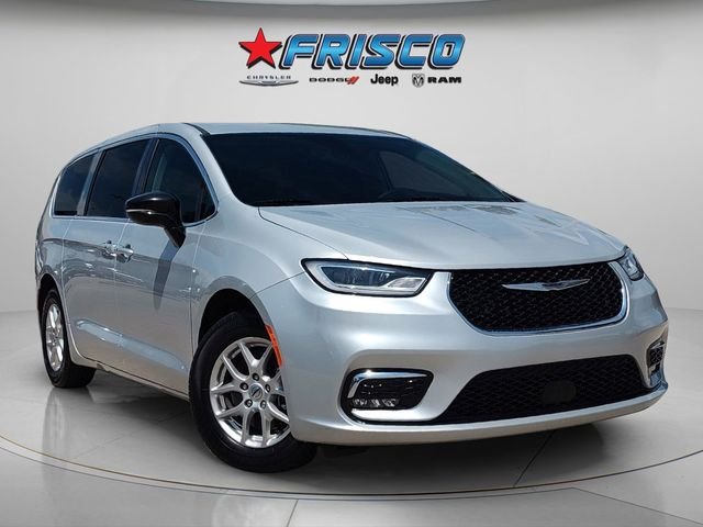 2024 Chrysler Pacifica Touring L's photo