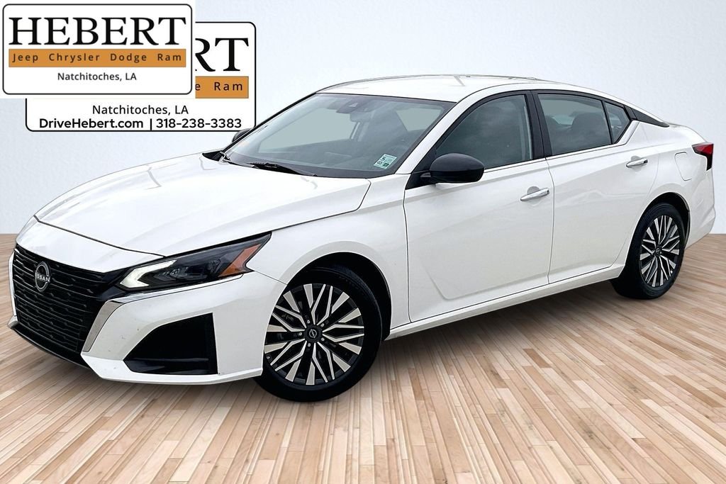 2025 Nissan Altima SV