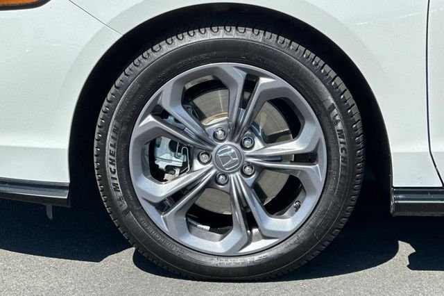 Used 2024 White Honda EX-L image 27