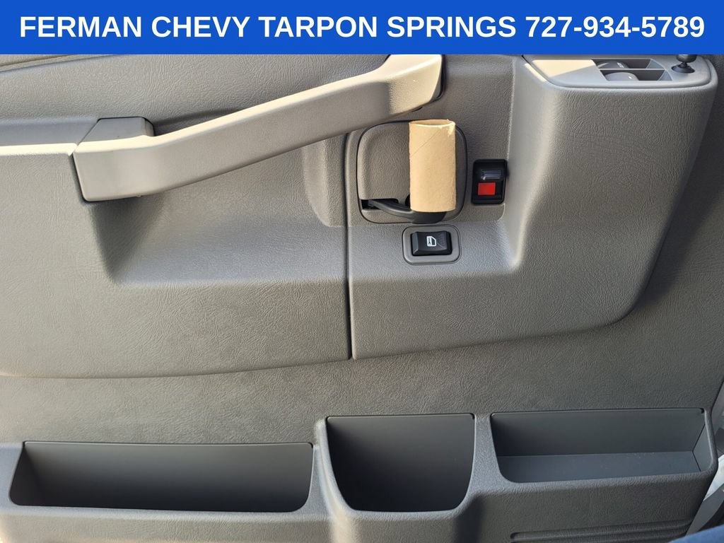 2025 Chevrolet Express Cargo Work Van - Photo 22