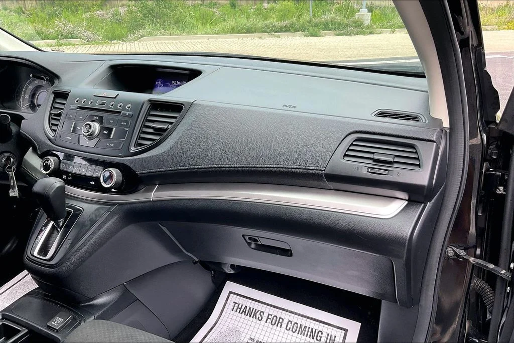 Used 2016  Honda LX image 13