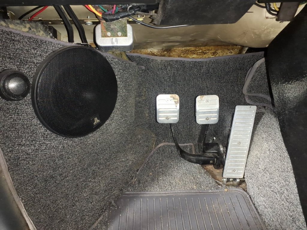 Used 1973  Volkswagen  image 23