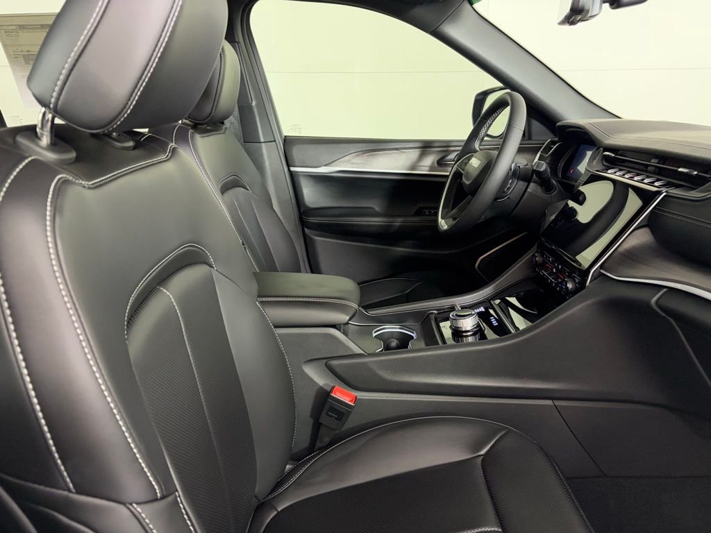 2025 Jeep Grand Cherokee L Limited - Photo 13