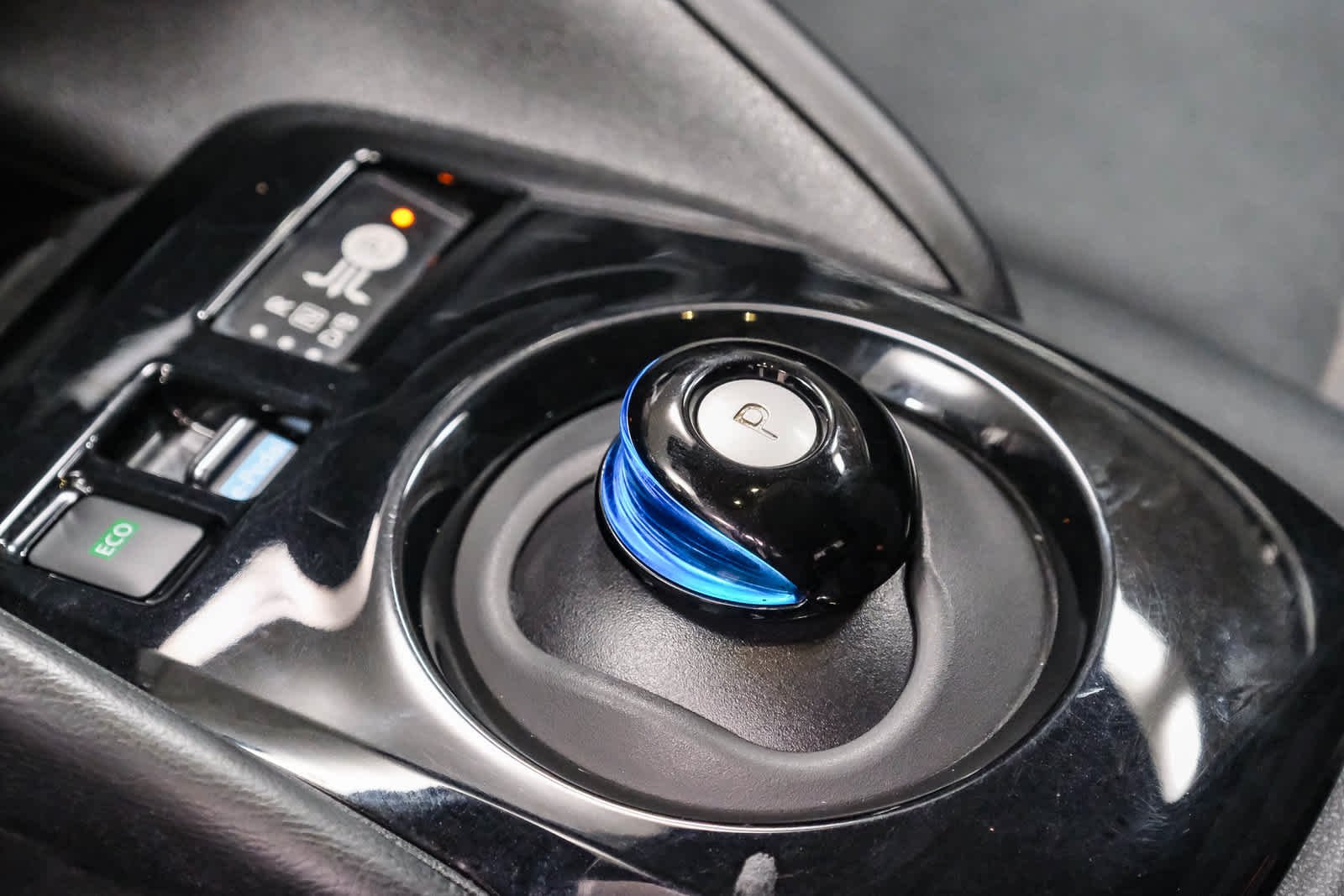 Used 2020 Gun Metallic Nissan SV image 21