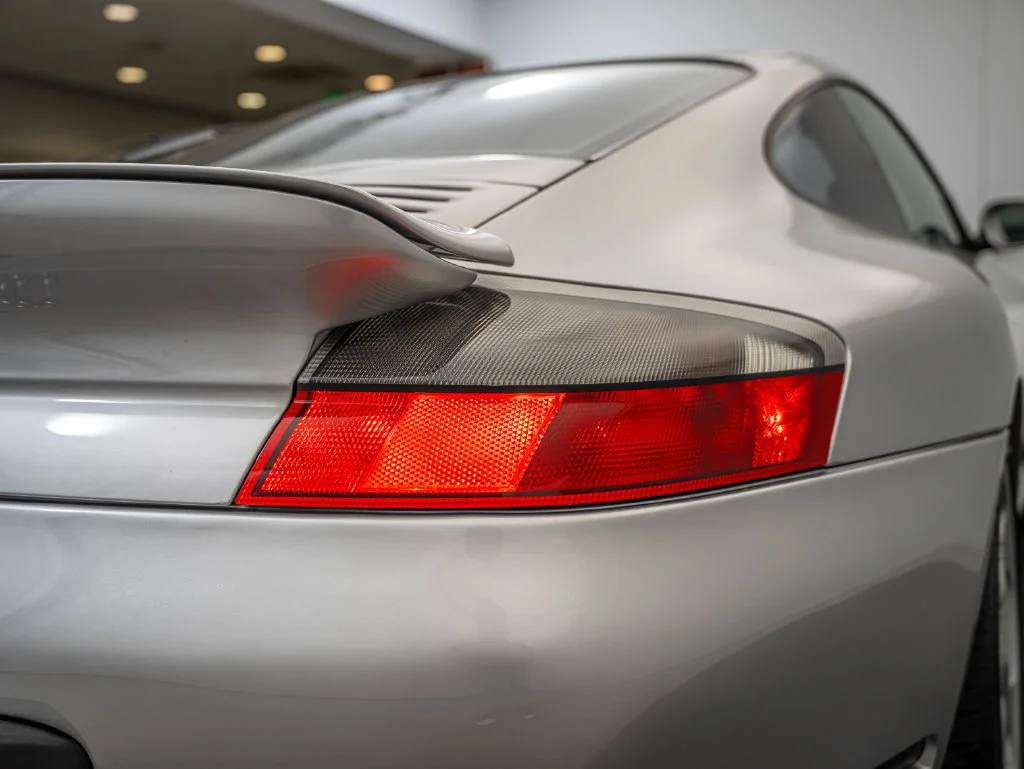 Used 2003 Arctic Silver Metallic Porsche  image 19