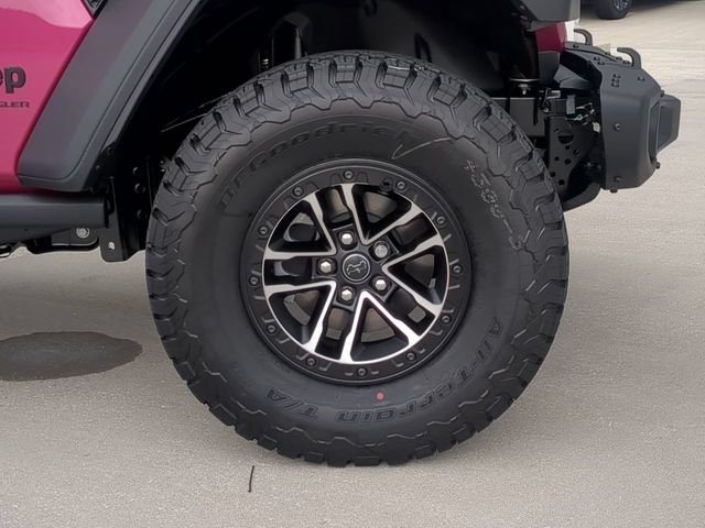 New 2026 Tuscadero Pearlcoat Jeep Rubicon 392 image 11