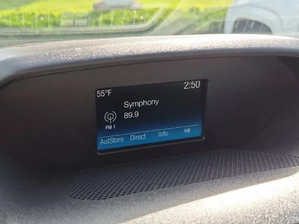 Used 2016 Oxford White Ford Base image 17