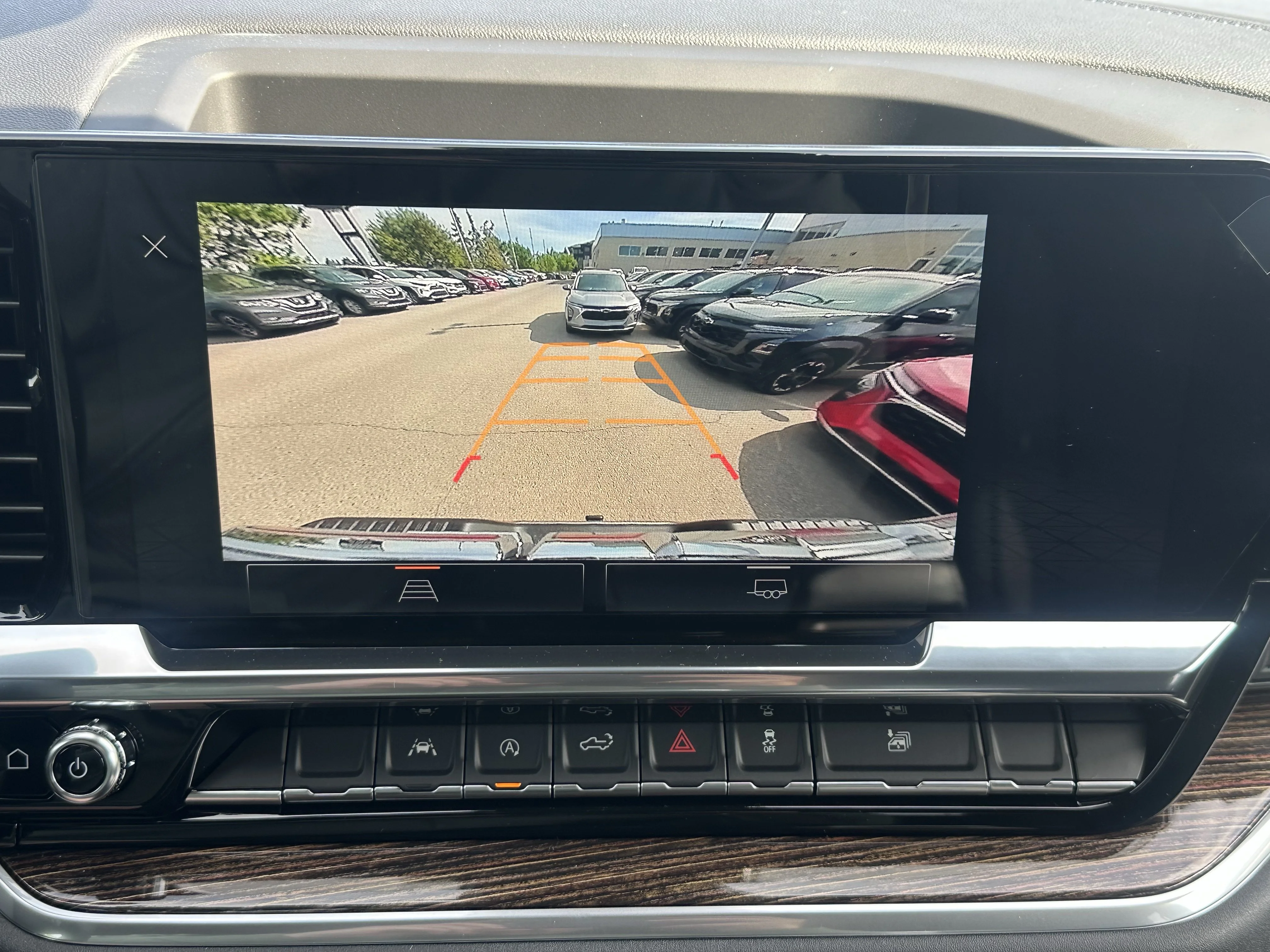 New 2026 Sterling Metallic GMC Elevation image 18