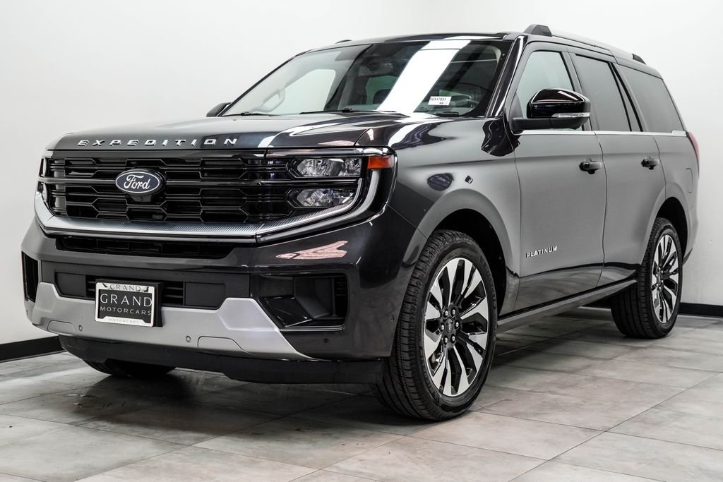 Used 2025 Gray Ford Platinum image 7