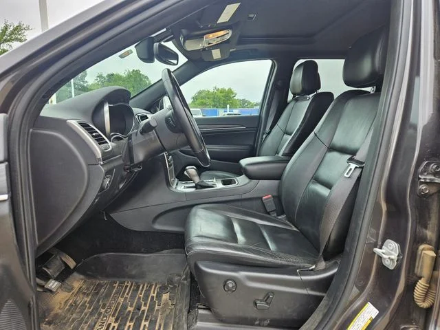 Used 2020 Granite Crystal Clearcoat Metallic Jeep Limited image 7