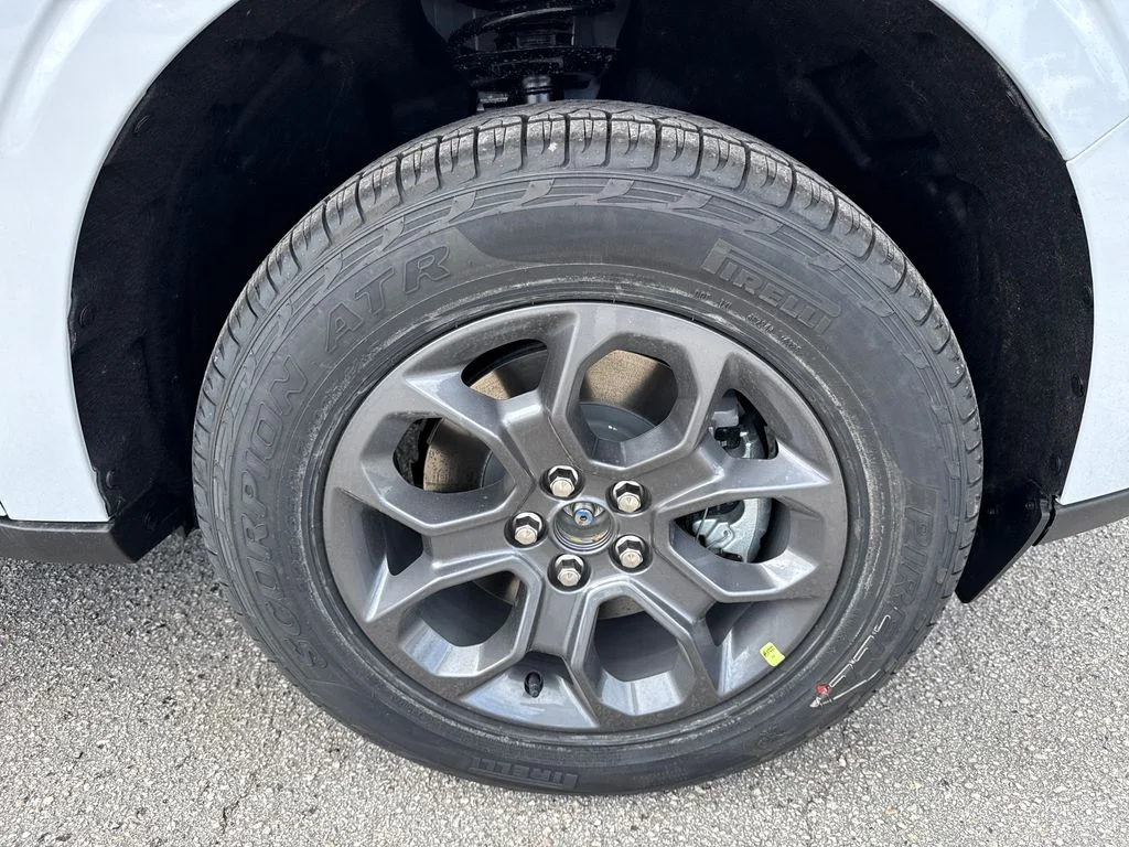 New 2026 White Ford XLT image 9