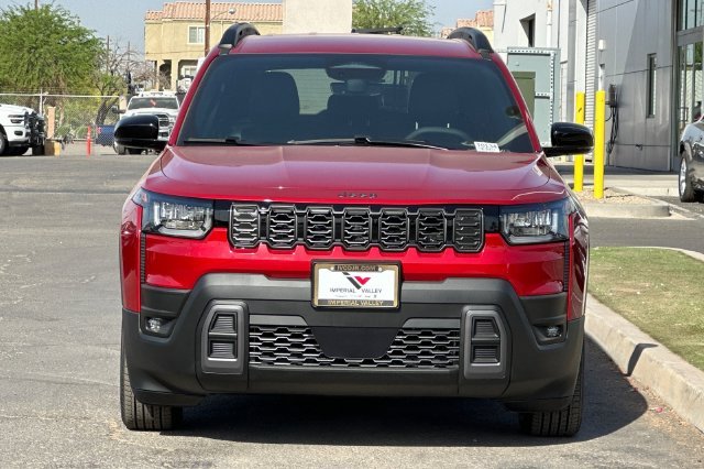 New 2026 Red Hot Pearl-Coat Exterior Paint Jeep Limited image 8