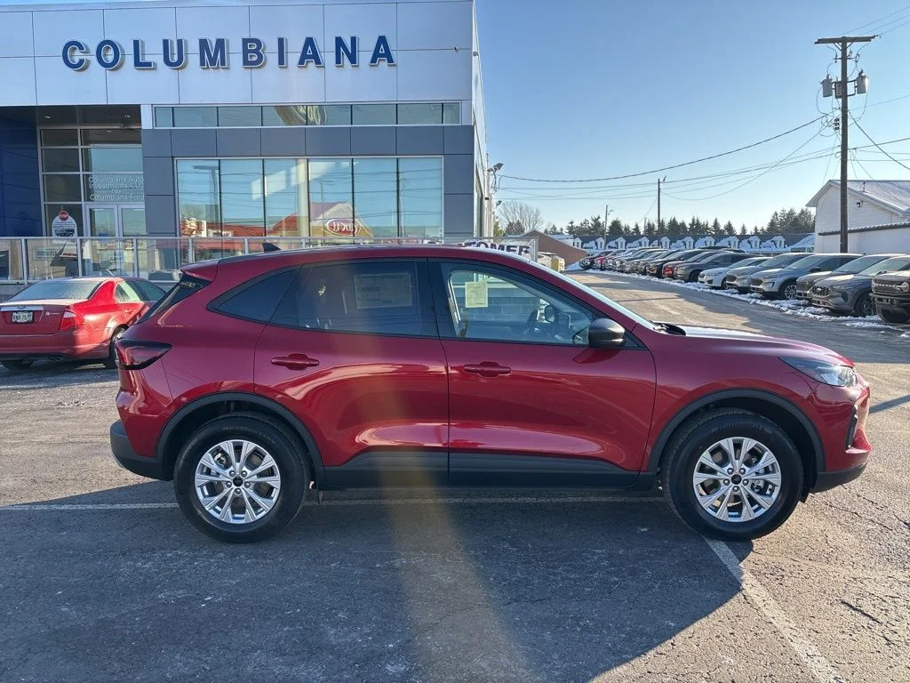 New 2026 Rapid Red Metallic Tinted Clearcoat Ford Active® image 2