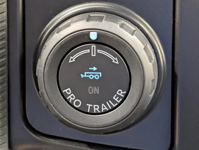 New 2026 Oxford White Ford Lariat® image 48