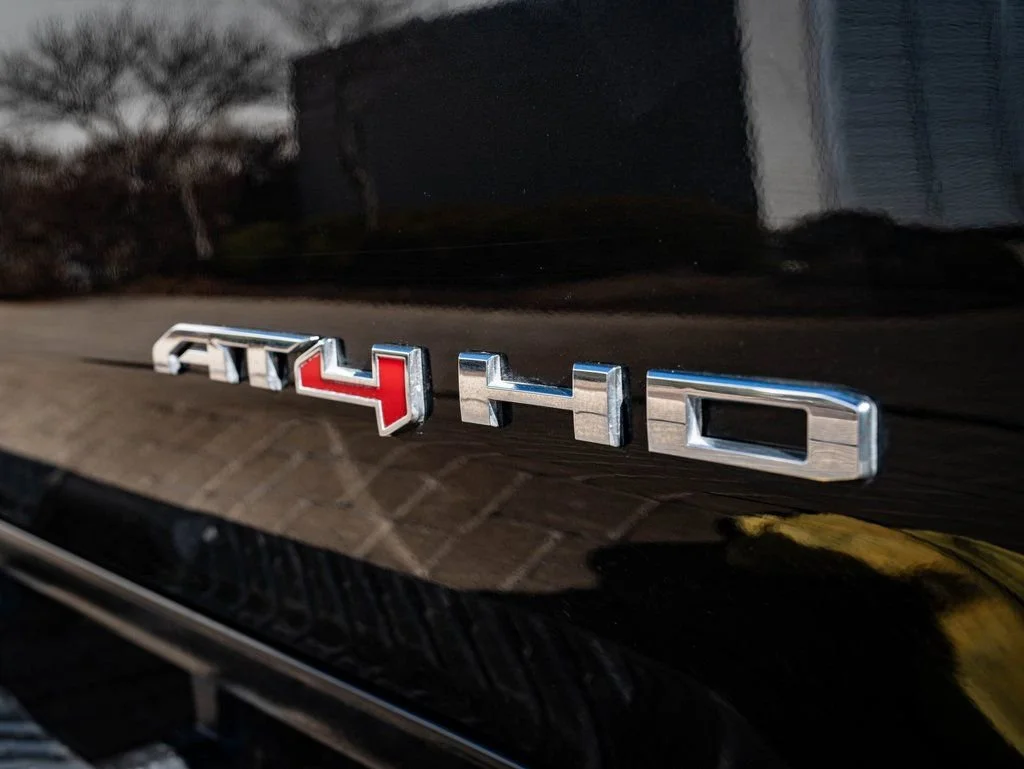 Used 2023 Ebony Twilight Metallic GMC AT4 image 15