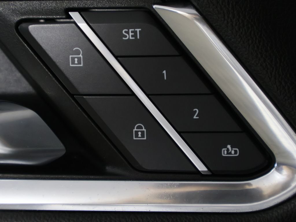 2023 Chevrolet Silverado 1500 LTZ - Photo 34