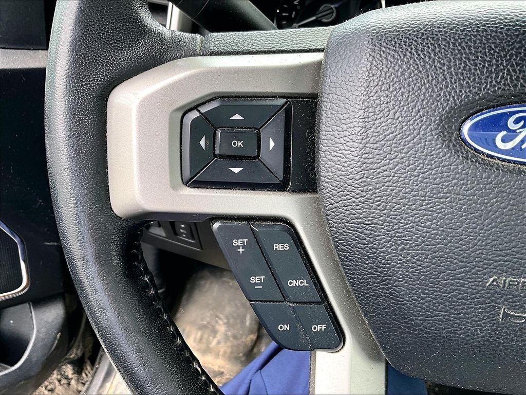 Used 2019 Agate Black Metallic Ford Lariat image 23