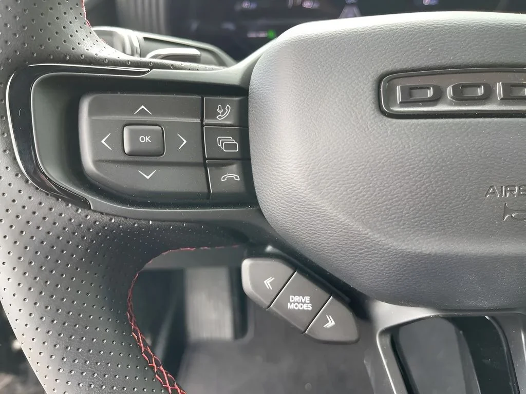 New 2025 Diamond Black Crystal Pearlcoat Dodge R/T image 27