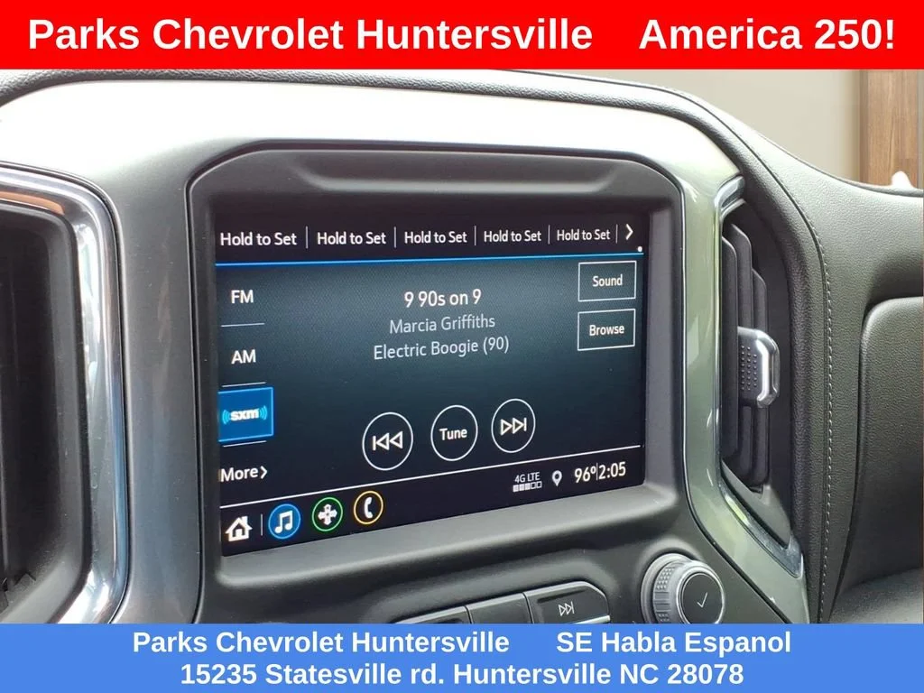 Certified Used 2022 Northsky Blue Metallic Chevrolet LT image 4