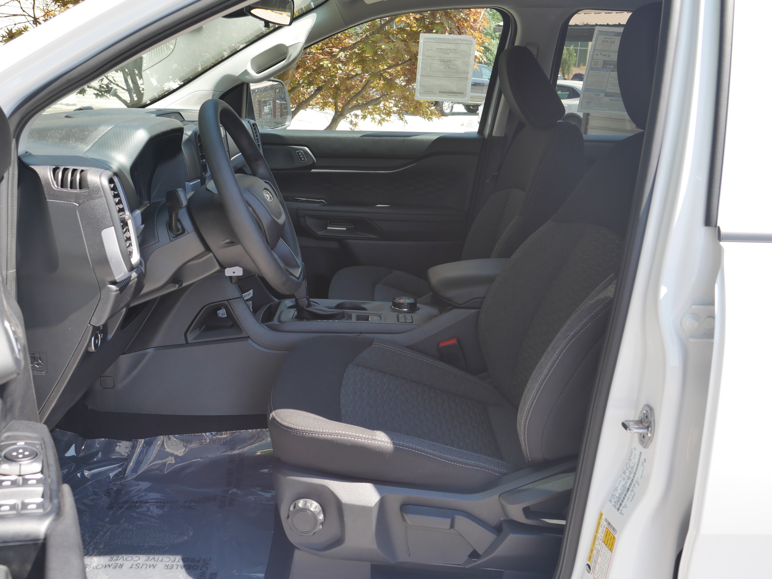 New 2026 Oxford White Ford XL image 3