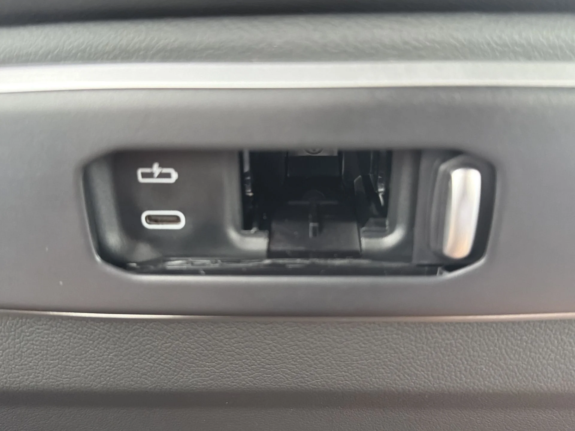 New 2026 Brooklyn Grey Metallic BMW xDrive40i image 20
