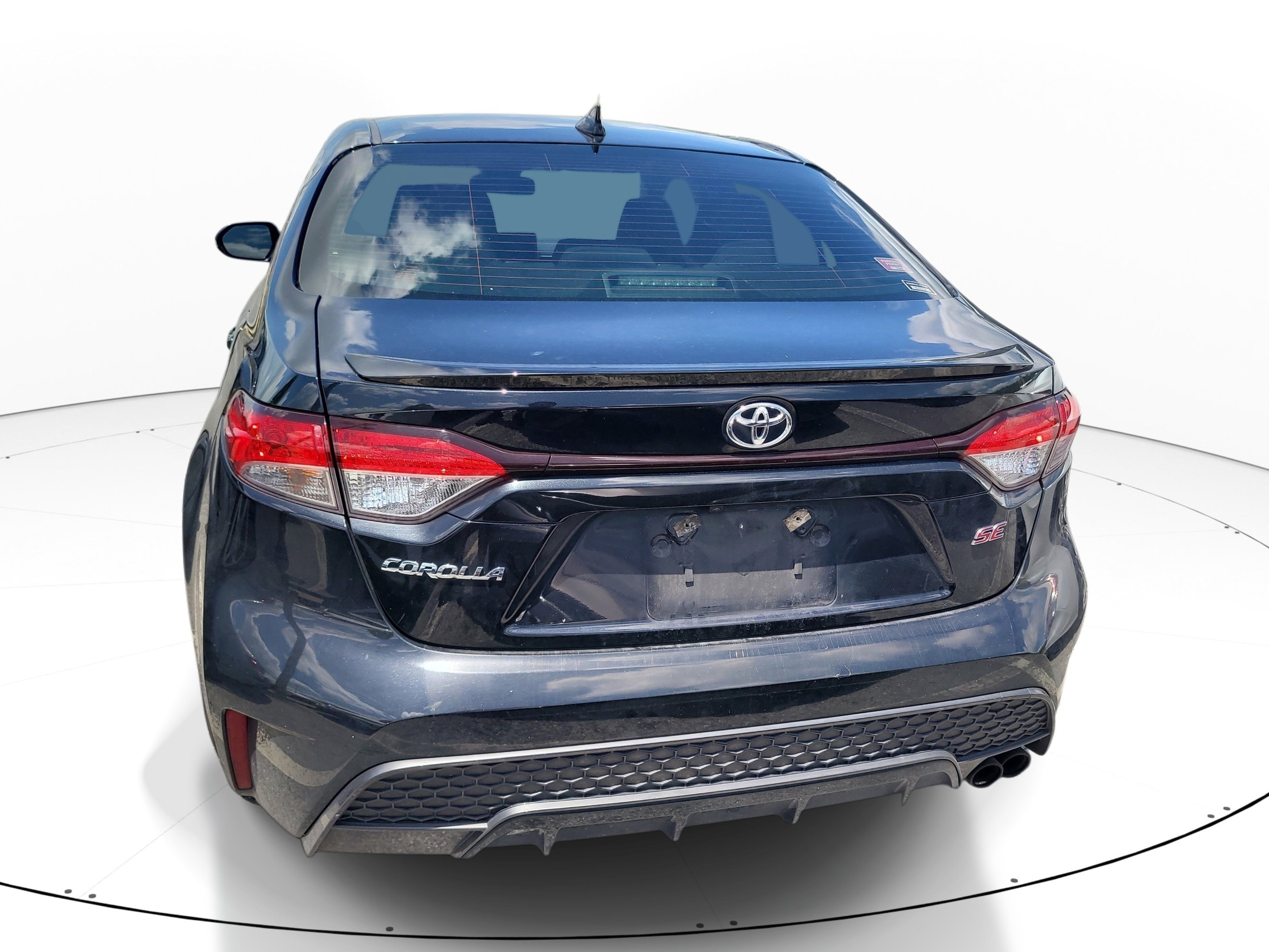 Used 2020 Black Sand Pearl Toyota SE image 5