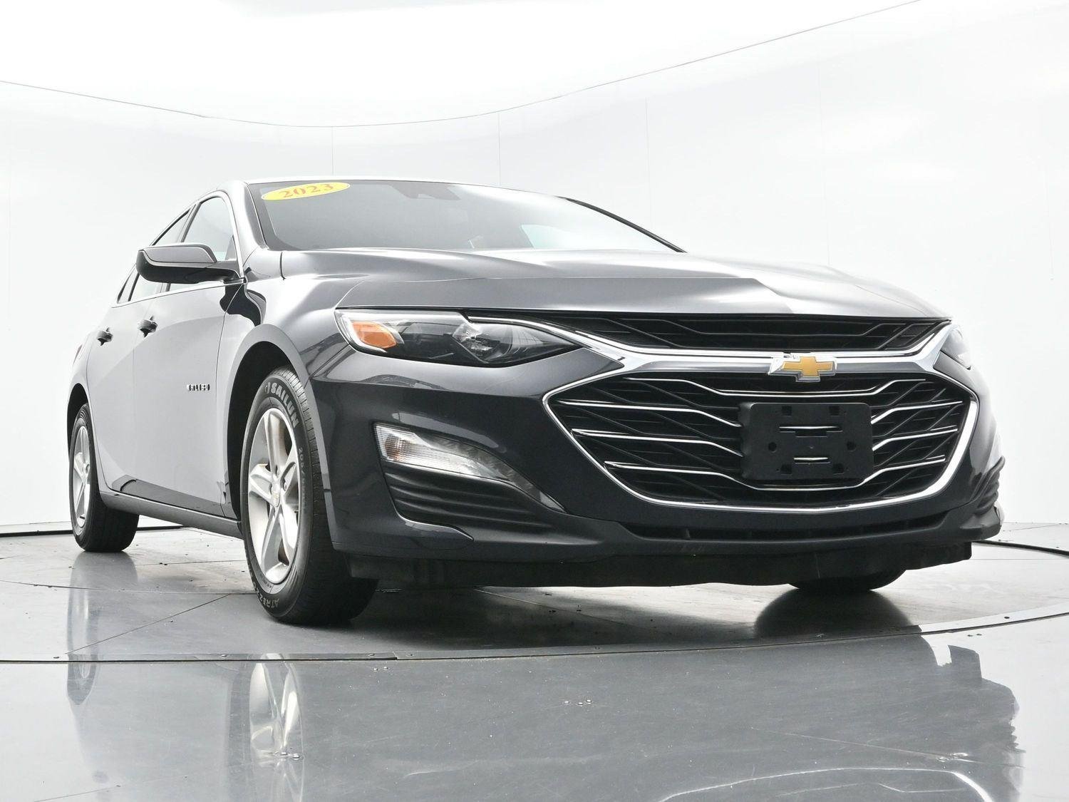 Used 2023 Dark Ash Metallic Chevrolet LT image 43