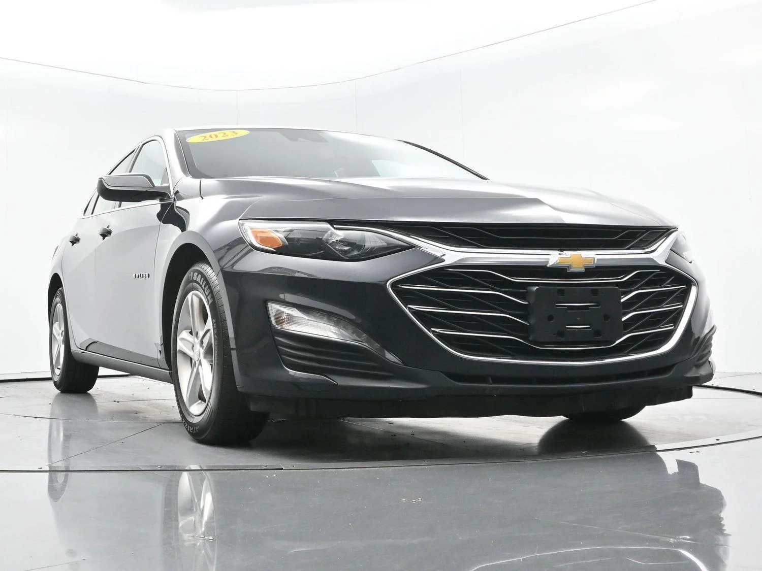Used 2023 Dark Ash Metallic Chevrolet LT image 43