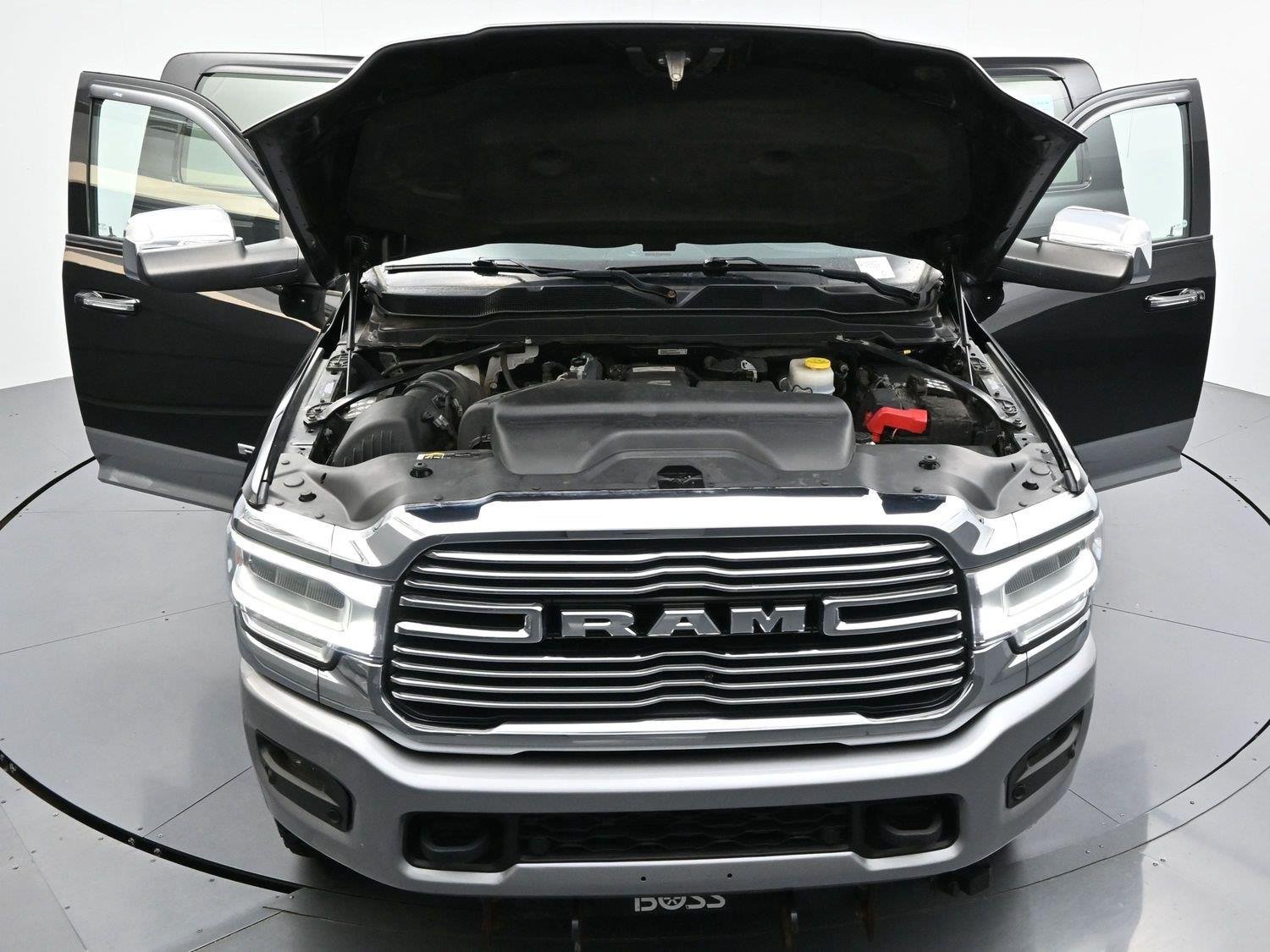 Used 2021 Diamond Black Crystal Pearlcoat Ram Laramie image 46