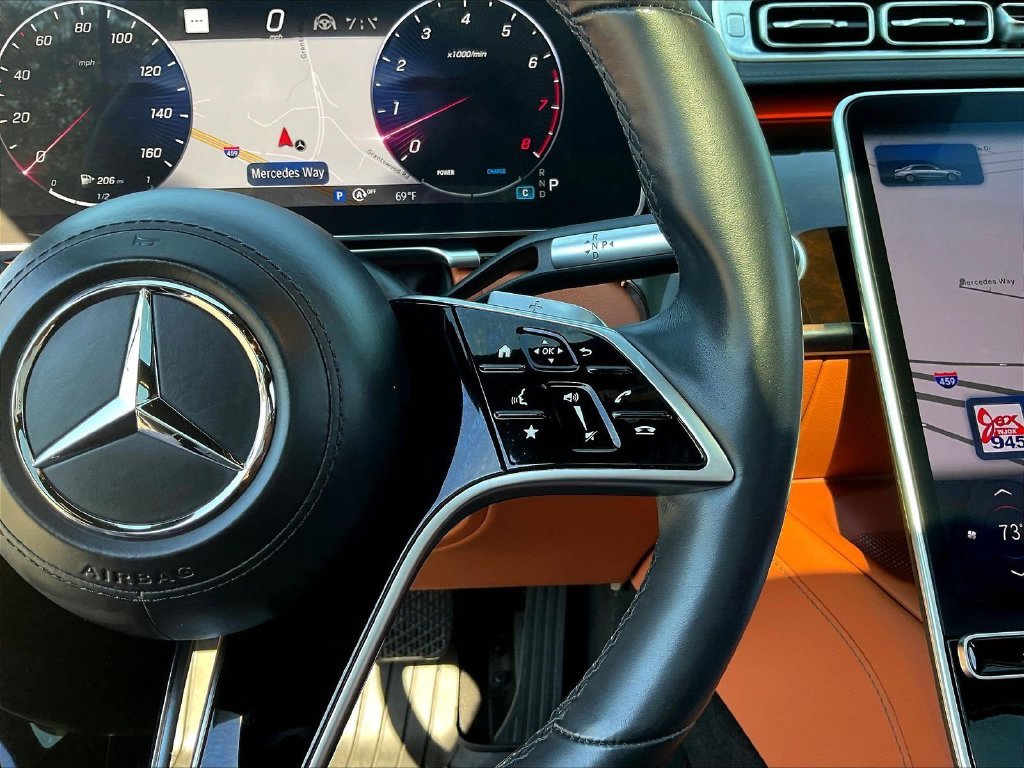 Certified Used 2023 MANUFAKTUR Diamond White Mercedes-Benz S 500 image 14