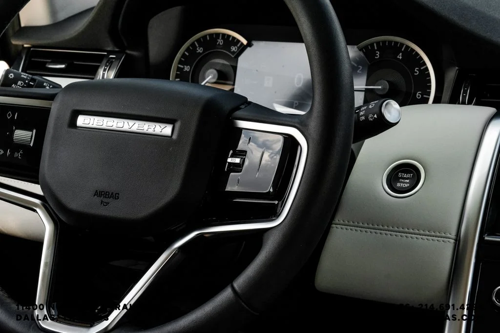 Used 2023 Black Land Rover S image 20