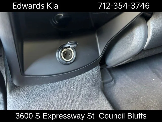 2025 Kia Sorento EX - Photo 16