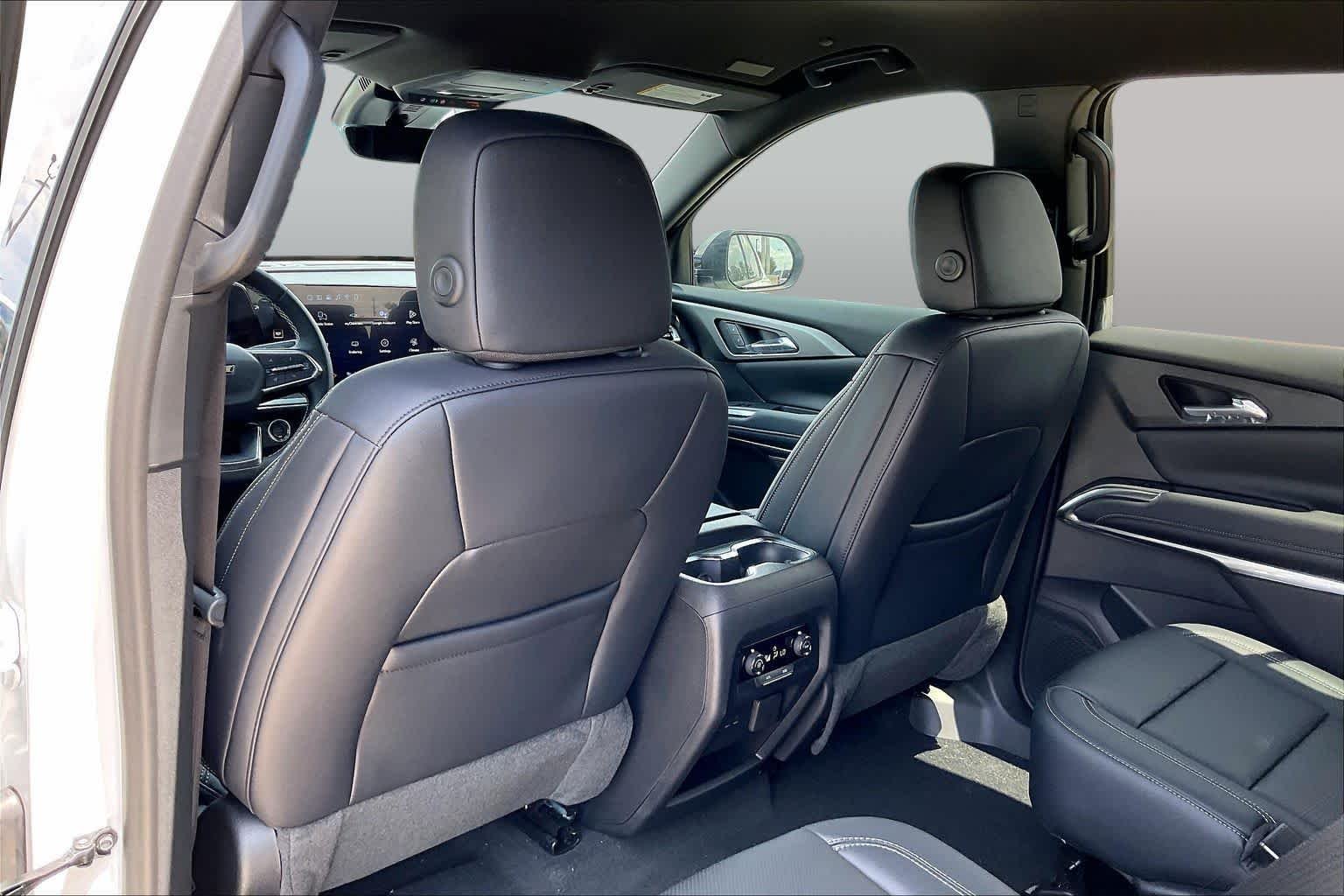 2026 Chevrolet Traverse LT - Photo 22
