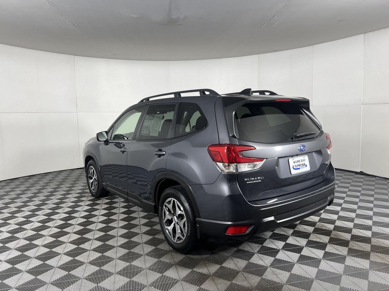 Used 2024 Magnetite Gray Metallic Subaru Premium image 45