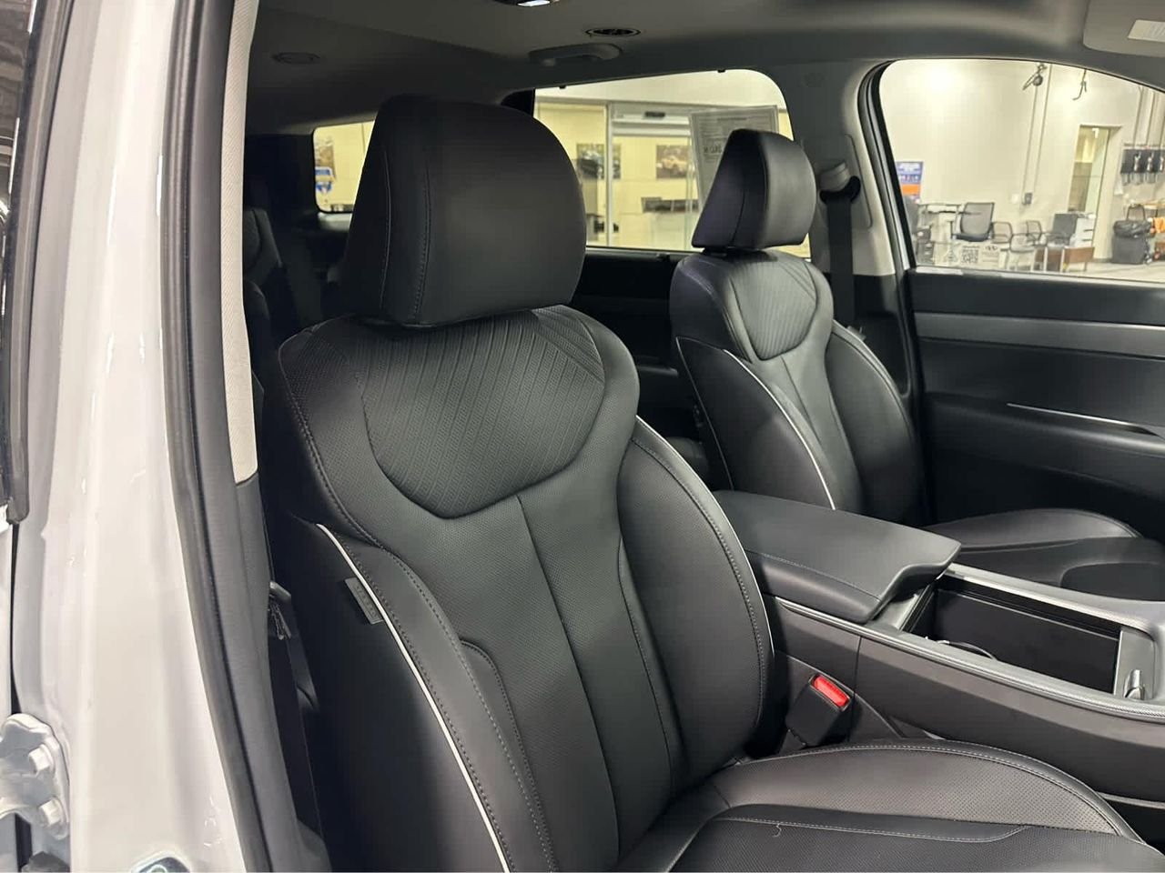New 2025 Hyper White Hyundai XRT AWD image 16