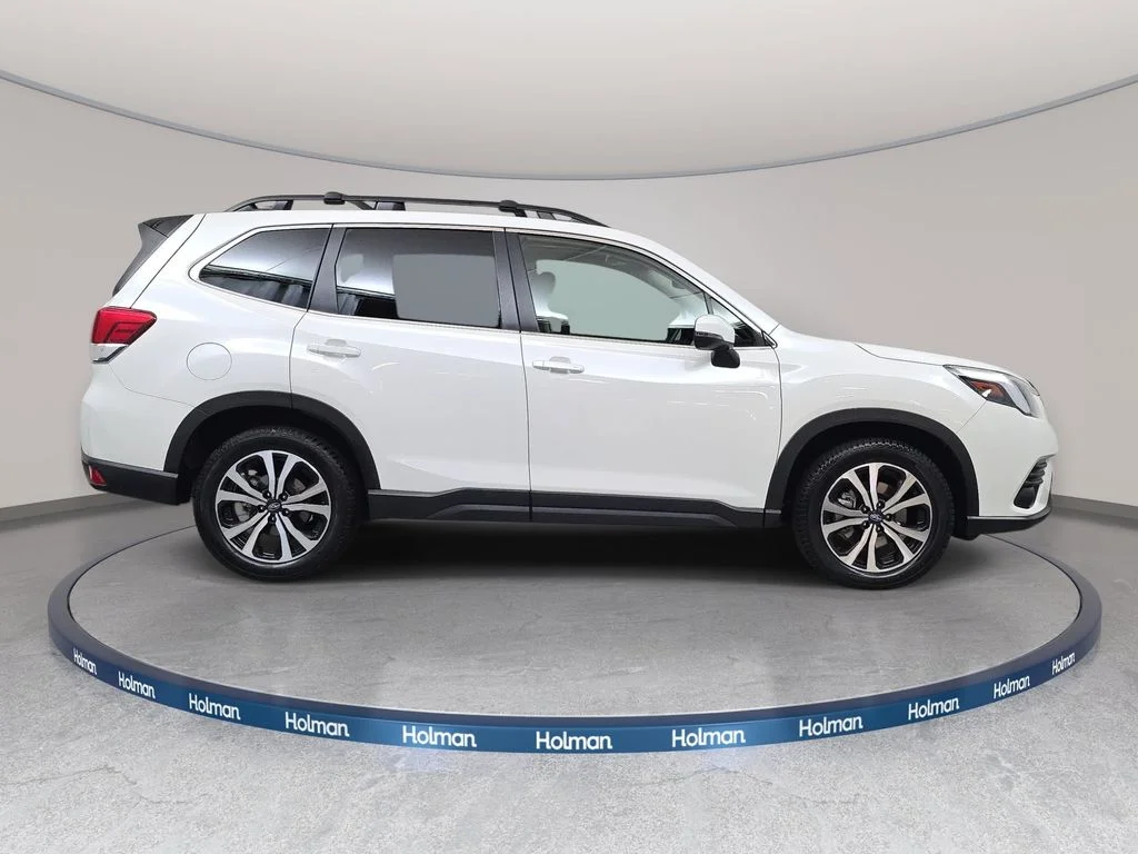 Used 2024 Crystal White Pearl Subaru Limited image 5
