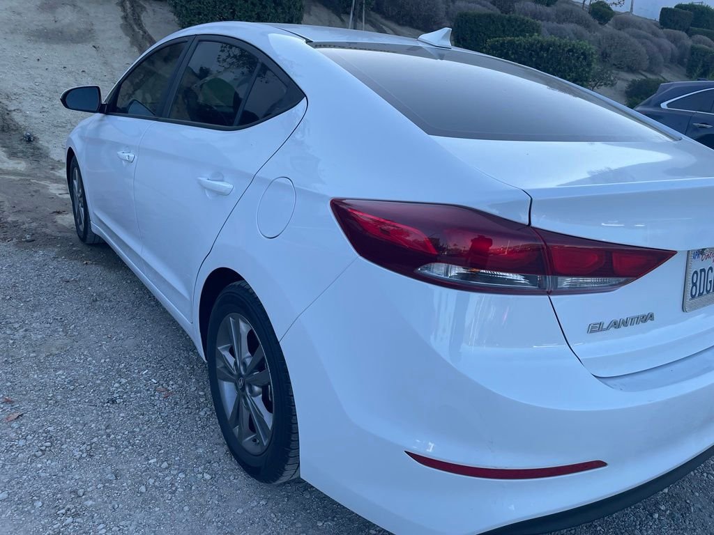 Used 2018 Quartz White Pearl Hyundai SEL image 7