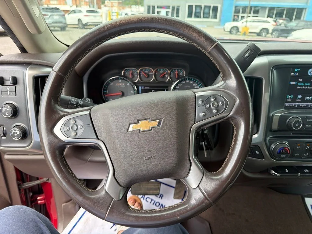 Used 2018 Red Chevrolet LT image 11