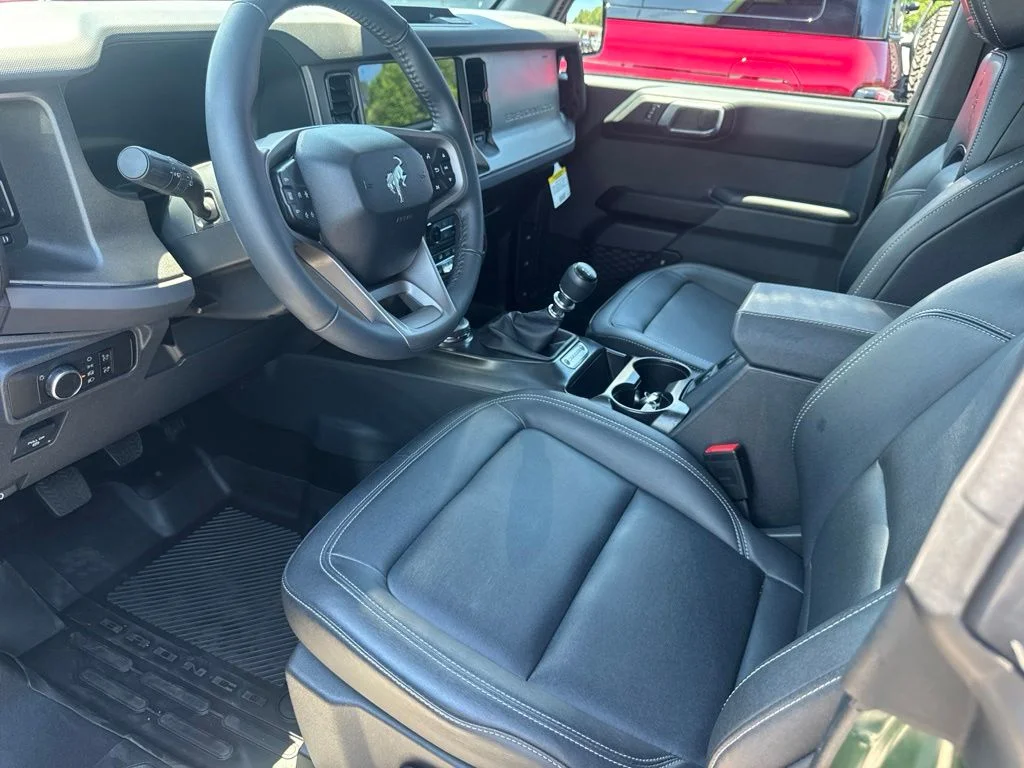 Used 2025 Green Ford Big Bend image 3