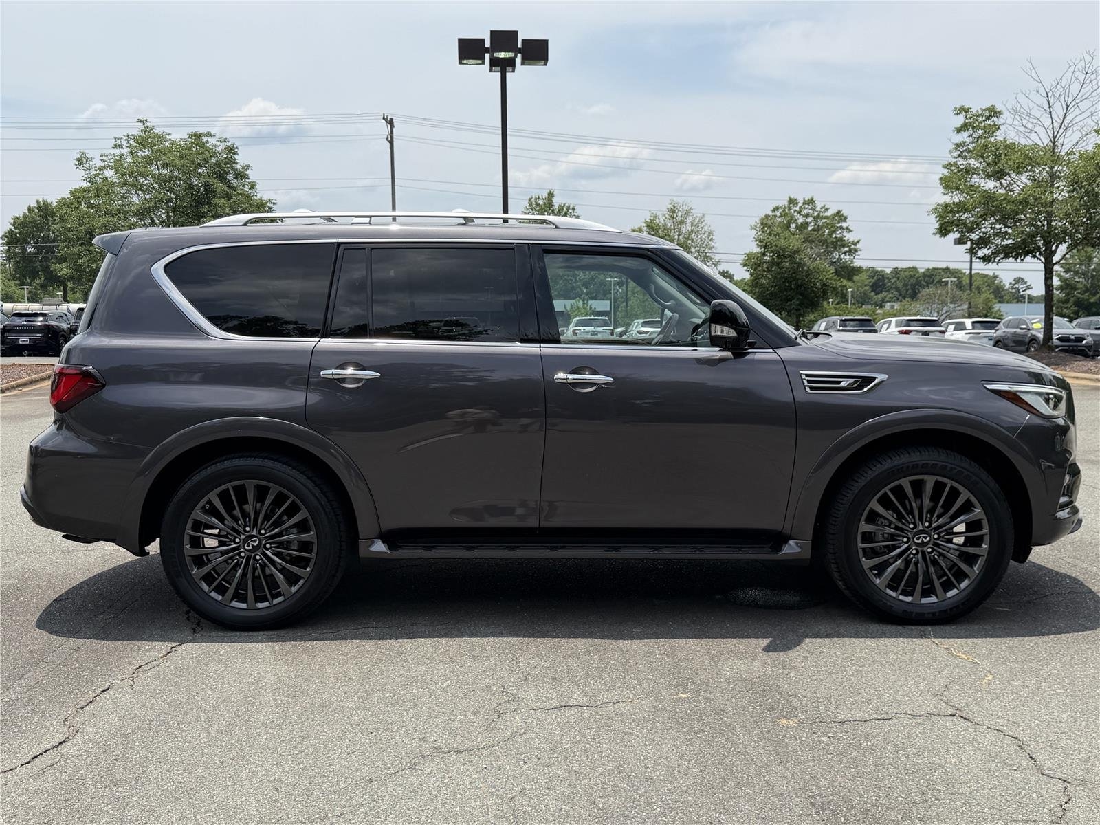 Certified Used 2024 Anthracite Gray INFINITI Premium Select image 34