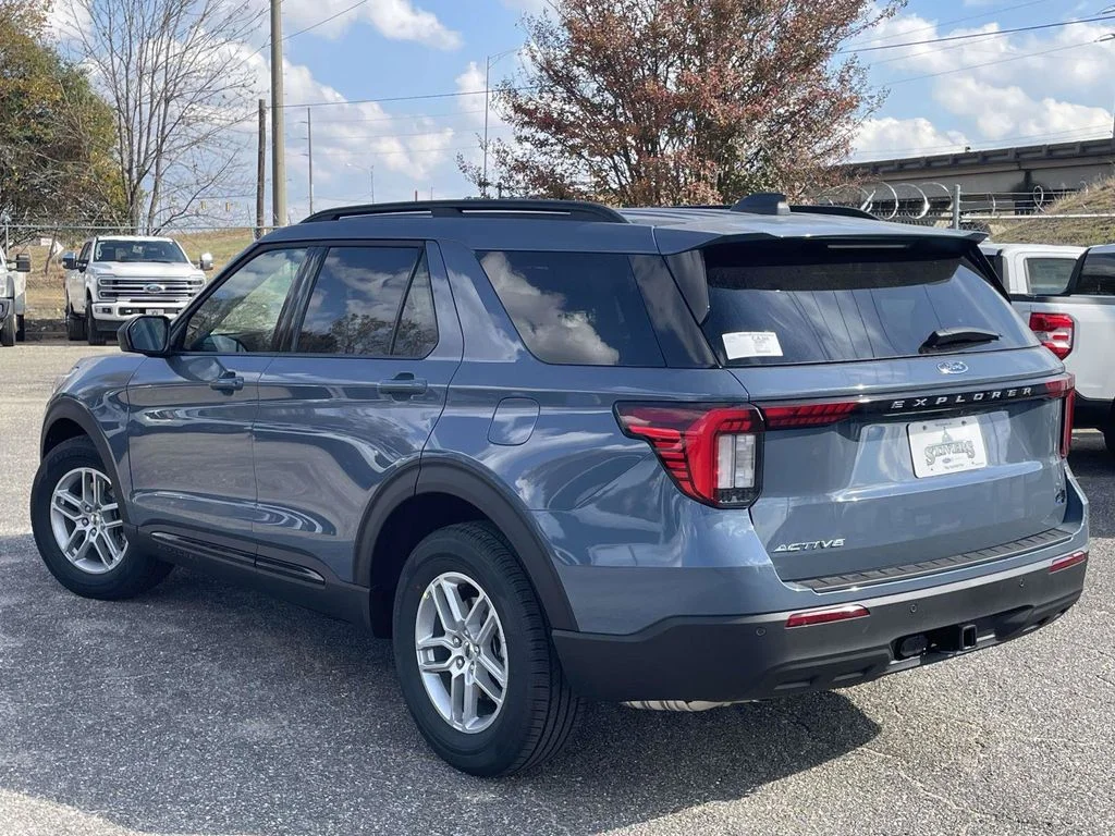 New 2026 Vapor Blue Metallic Ford Active image 5