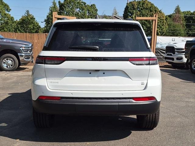New 2026 Bright White Clear-Coat Exterior Paint Jeep 85th Anniversary Edition image 6