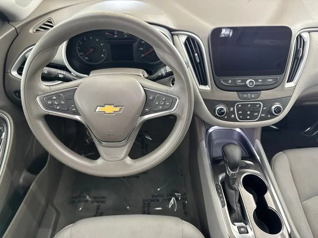 Used 2023 Gray Chevrolet LT image 22
