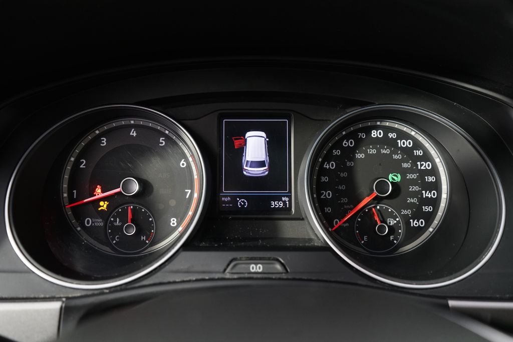 Used 2019 Blue Metallic Volkswagen 3.6L V6 SE image 26