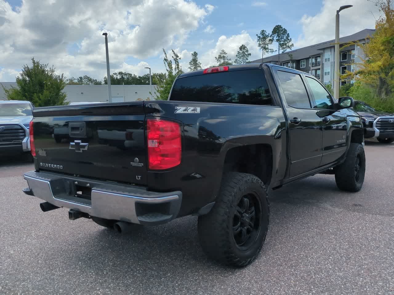 Used 2015 Black Chevrolet LT image 6